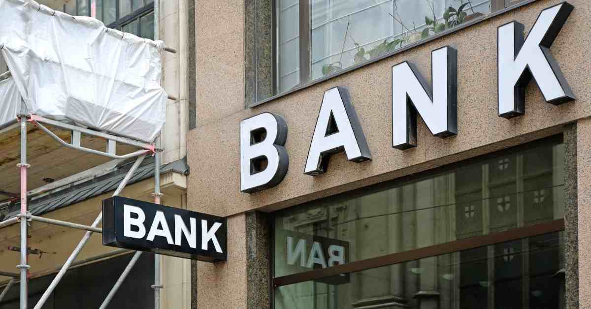 Bank Holidays in December 2023: फटाफट निपटा लें अपना जरूरी काम, दिसंबर